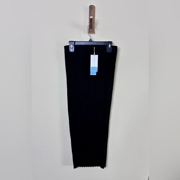 NWT Cotton Citizen Capri Cut Out Midi Skirt in Jet Black - Picture 2 of 8